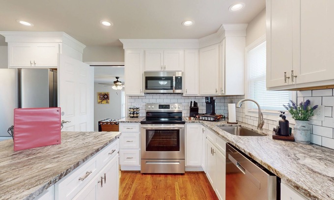Dunean Casa | Comfortable home with large yard, AC, WD, 45 min to Clemson, shopping, dining