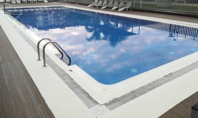 Rascanya Apartamento | Comfortable home with swimming pool