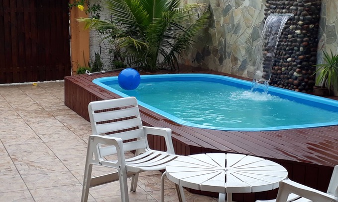 Ingleses do Rio Vermelho Casa | Comfortable house for your holidays with swimming pool for up to 12 people