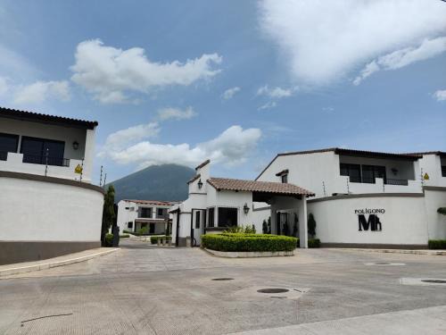 Puerto Barillas Apartamento | Comfortable house in Residencial San Andrés