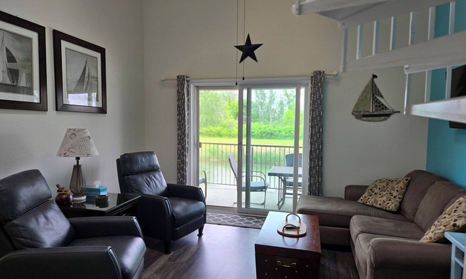 Oak Harbor Condominio | LAGO ESCAPE CÓMODO PERFECTO PARA PESCADORES, TIRADORES Y FAMILIAS