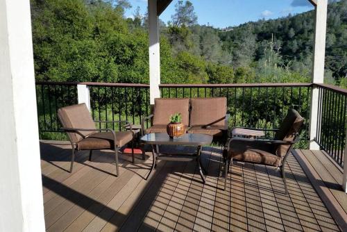 Penn Valley Cabina | Comfortable Mountain Getaway in Penn Valley, California