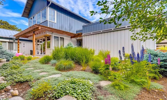 Louisville Apartamento | Comfortable, private studio three blocks to downtown