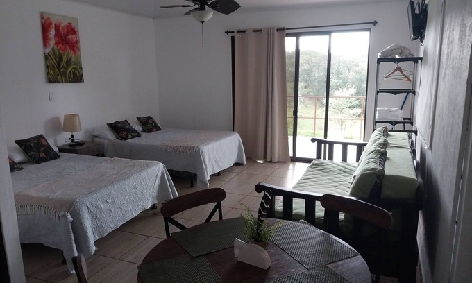 Mogote de Bagaces Apartamento | Vida Aventura Studio # 1 Cerca del Parque Nacional Rincón de la Vieja.