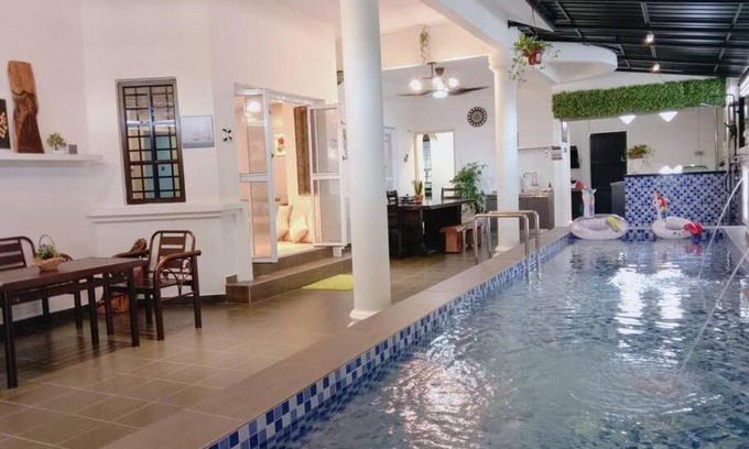 Taman Jati Casa | Comfortable Swimming Pool Homestay Melaka