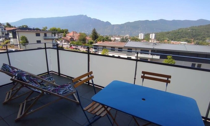 Aix-les-Bains Apartamento | Comfortable T3 with terrace and garage!