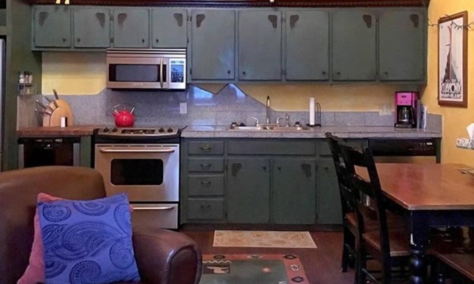 Taos Ski Valley Condominio | Relajación para toda la familia.