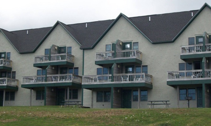 Southwest Harbor Casa | Comfortable Townhome on the "Quiet Side of the Island"
