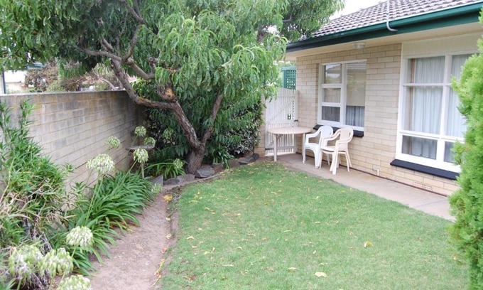 Victor Harbor Casa | Comfortable Unit Close to the Beach