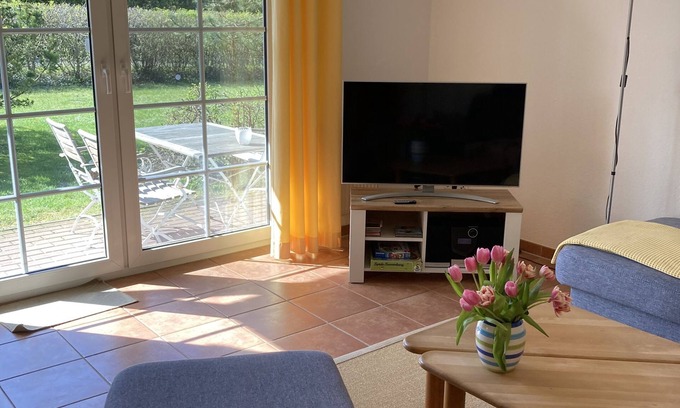 Wieck auf dem Darss Apartamento | Apartamento en un hermoso paisaje, a nivel del suelo, techo de paja