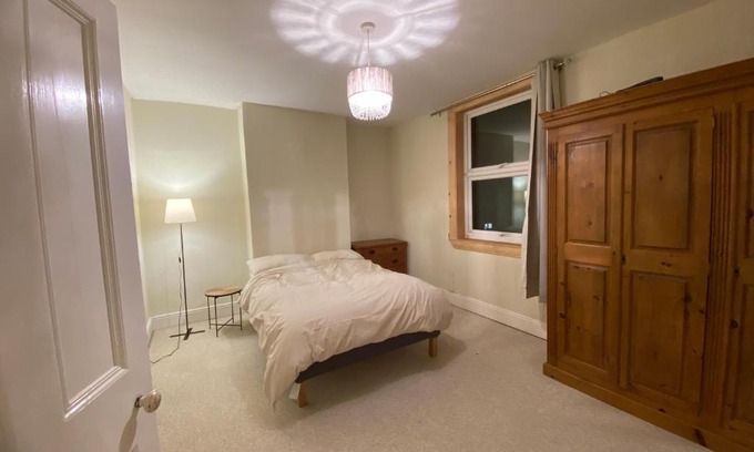 Harborne Casa | Comfortable Victorian Home