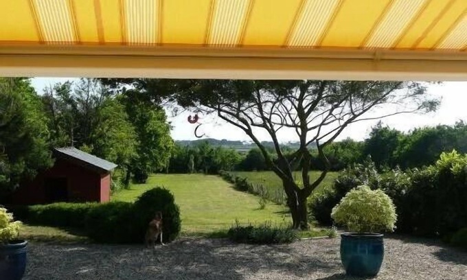 La Turballe Villa | Confortable villa con terraza orientada al sur y gran parcela cerrada.