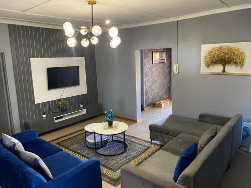 Francistown Casa | Comfortathome Francistown
