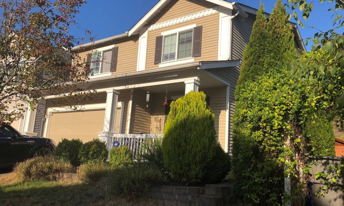 Renton Casa | Comfy 1-bedroom in house with wifi and central AC in Renton