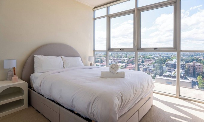 Burwood Apartamento | Comfy 1BDR Apt 3 minutes to Train Station Burwood