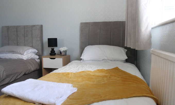 Parkgate Casa | Comfy 2-Bedroom House in Parkgate - Ideal for Contractors/Business Travellers