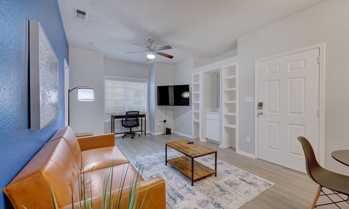 Milwood Apartamento | Comfy 2BD Apt | Austin Texas