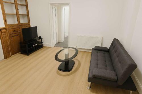 Hanham Apartamento | Comfy 3-Bed Home in Redfield - Near City Centre