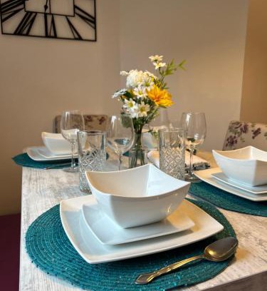 Swindon Casa | Comfy 3 bed house North Swindon