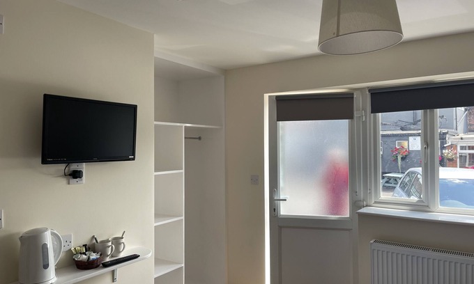 Byfleet Apartamento | Comfy apartment in the heart of Byfleet!
