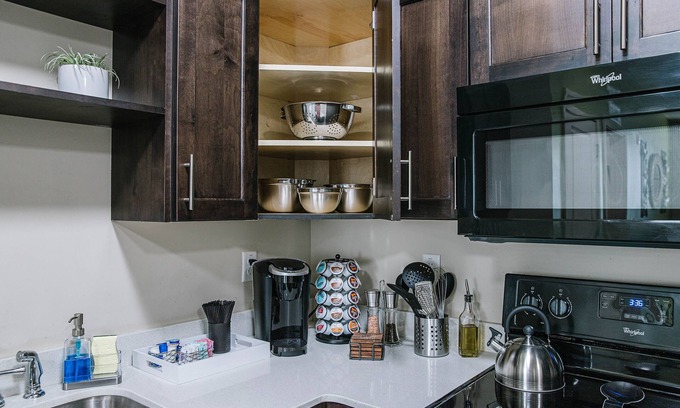Orem Apartamento | ⭐Comfy Apartment ⭐Near BYU | UVU⭐ King beds ⭐4K HD TVs ⭐ Fast Wi-Fi