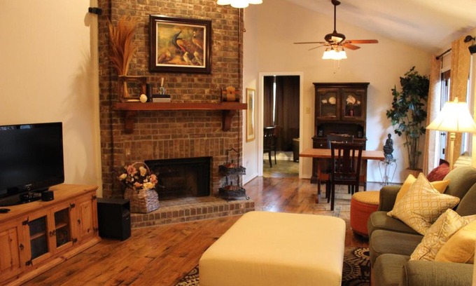 Garland Casa | Comfy Cozy Affordable Home Away Home