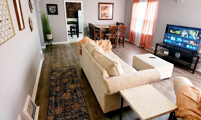 Velda City Casa | Comfy, Cozy and Clean 3-Bedroom House to Enjoy and Kickback!