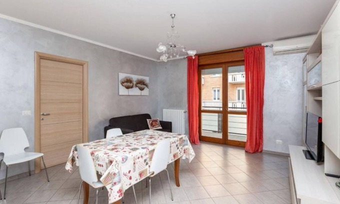 Parella Apartamento | Comfy cozy apartment close to Metro
