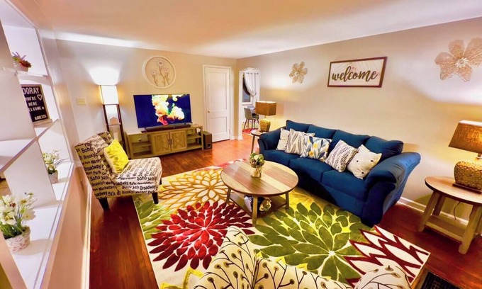 Westwood Apartamento | Comfy Cozy Safe Spacious 1st Floor Apartment