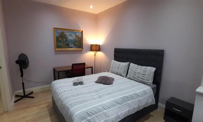 Boleyn Casa | Comfy Fenia Stay
