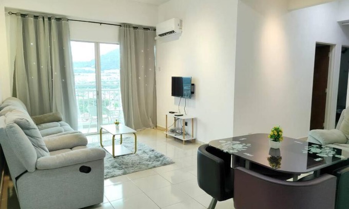 Bayan Lepas Apartamento | Comfy Home Near to SPICE and USM