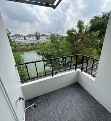 Racha Thewa Apartamento | Comfy Hotels Suvarnabhumi Airport