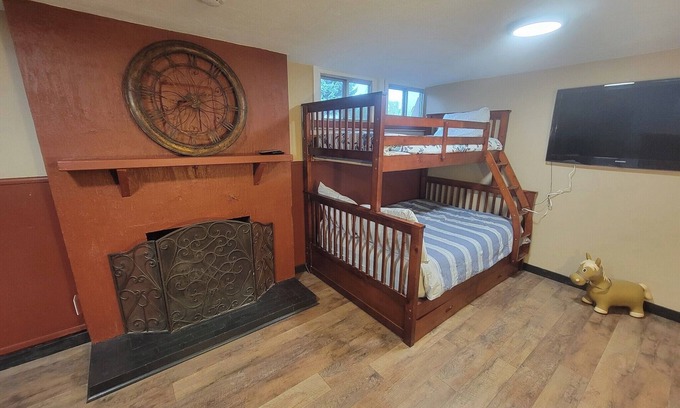Idaho Falls Apartamento | Comfy Little Burrow-Pets Welcome Idaho Falls