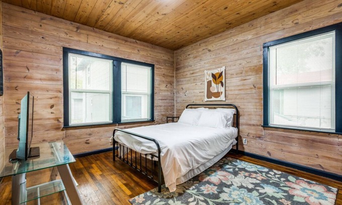 Beacon Hill Casa | Comfy Private Room w/Bathroom Close to Riverwalk/Attractions