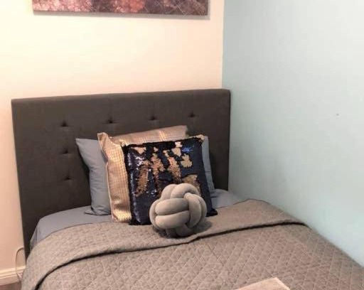 Carramar Casa | Comfy Private Single Room in Carramar - Nearby Station & Shops - Shared Bathroom