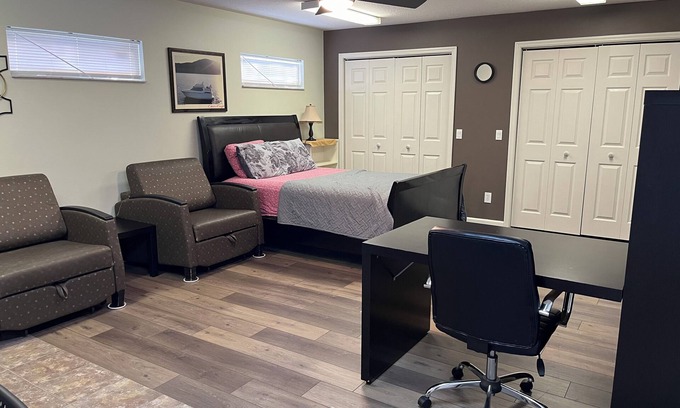 Brandon Apartamento | Comfy Studio in Brandon