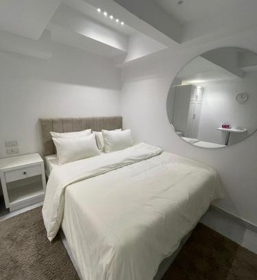 Heliopolis Apartamento | Comfy Tourist Corner - Heliopolis - Hotel Apartments