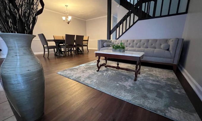 Clarkston Casa | Comfy Town house in clarkston/Stone Mountain