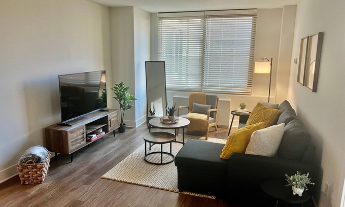 Aurora Highlands Apartamento | ComfyGetaway by DC,Metro,Airport