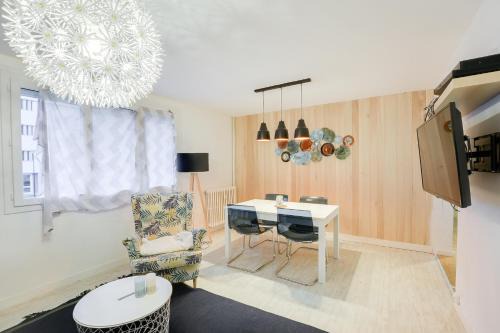 Saint-Sebastien-sur-Loire Apartamento | Comme chez vous - 3 chambres et un canapé-lit