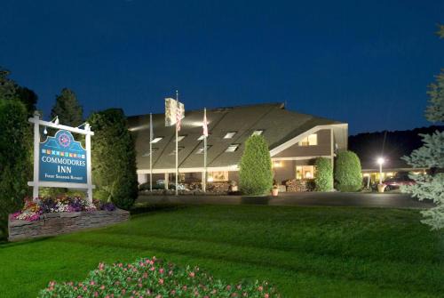 Stowe Area Hotel | Commodores Inn