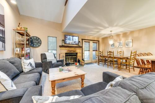 Lake Harmony Casa | Community Beach Access Lake Harmony Townhome