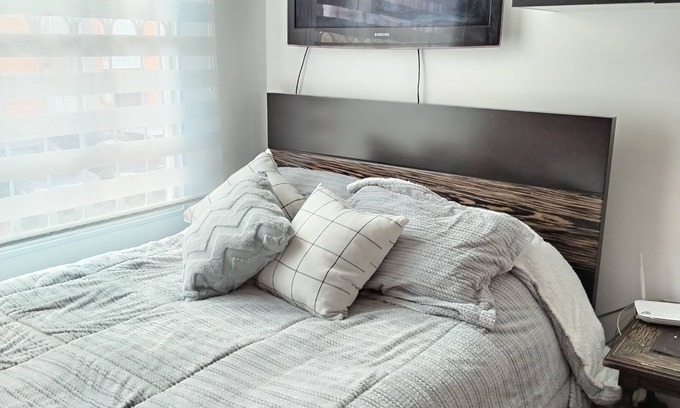 Puente Aranda Casa | Comoda Habitacion a 15 min del Aeropuerto