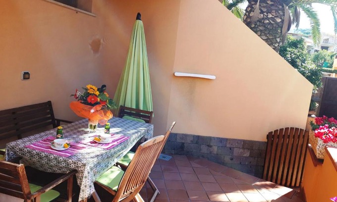 Lu Bagnu Casa | Comodo appartamento in villa 150 mt dal mare