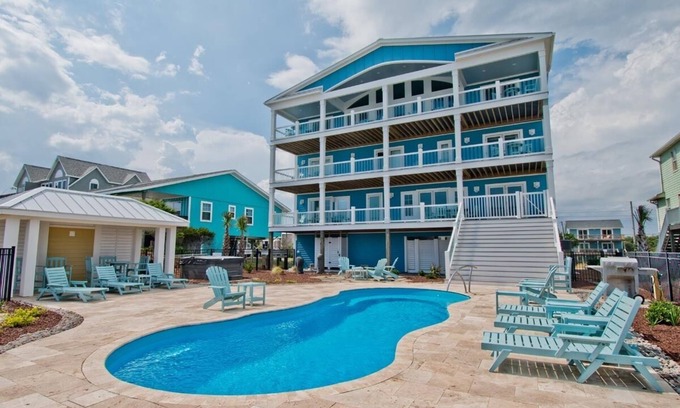 Emerald Isle Casa | Compass Pointe, Oceanfront House in Emerald Isle, NC!
