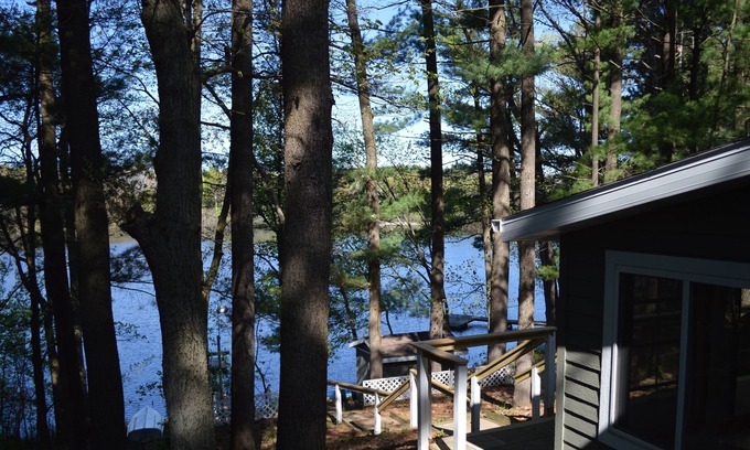 Waupaca Cabaña | Cadena de la vendimia completamente renovado el acabado de Lagos Cottage!