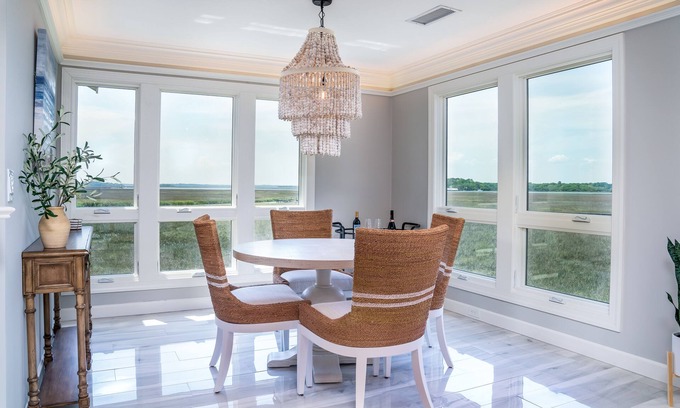 Seabrook Island Casa | Completamente actualizado con espectaculares vistas panorámicas de Marsh!