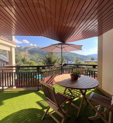 Cerler Apartamento | Con terraza y vistas a la montaña