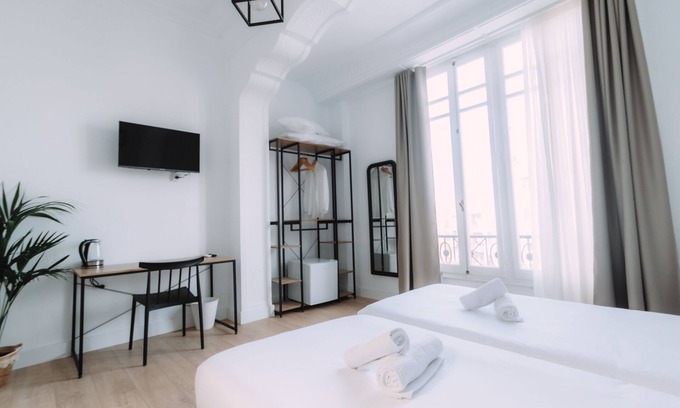 Eixample Cama Y Desayuno | Concept Rooms