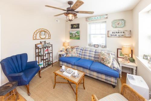 Northeast Virginia Beach Casa | Conch Shell Cottage - North End VB